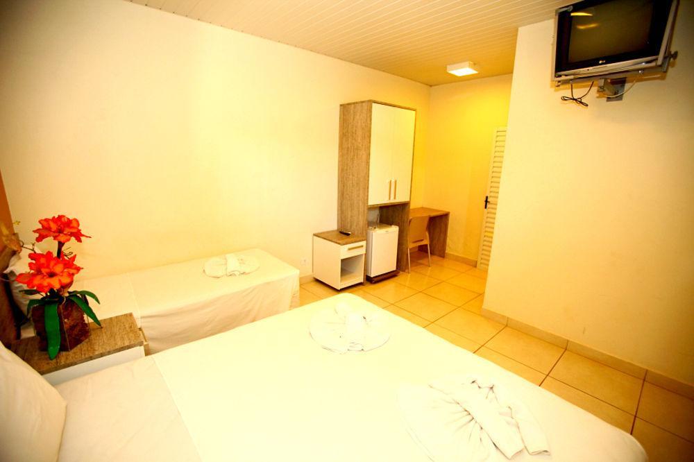 Tokyo Hotel Três Lagoas Dış mekan fotoğraf